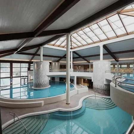 Panonska Hiska - Panonian Nest - Vkljuceni 2 Kopalni Karti Za Terme3000 营地 摩拉瓦托普利采